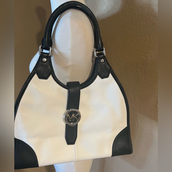 Michael Kors Hudson Leather Bag